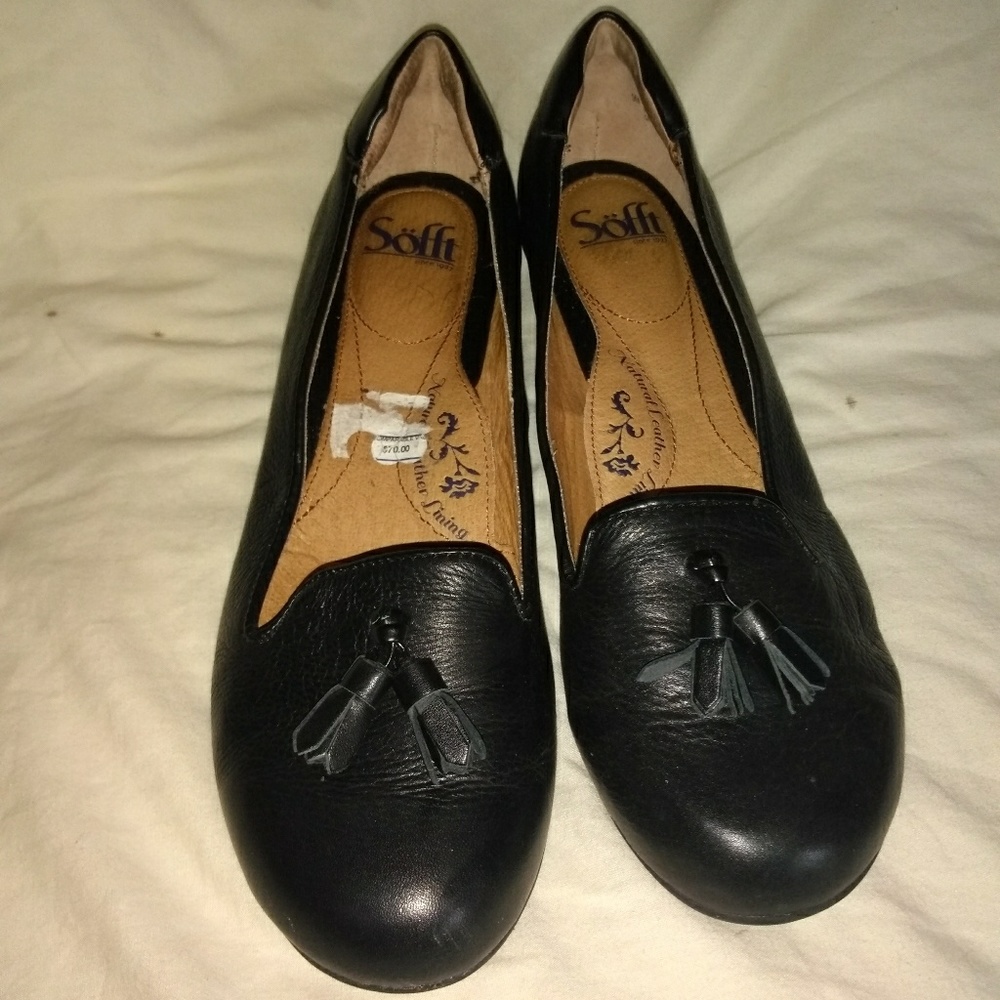 Size 9m black loafers